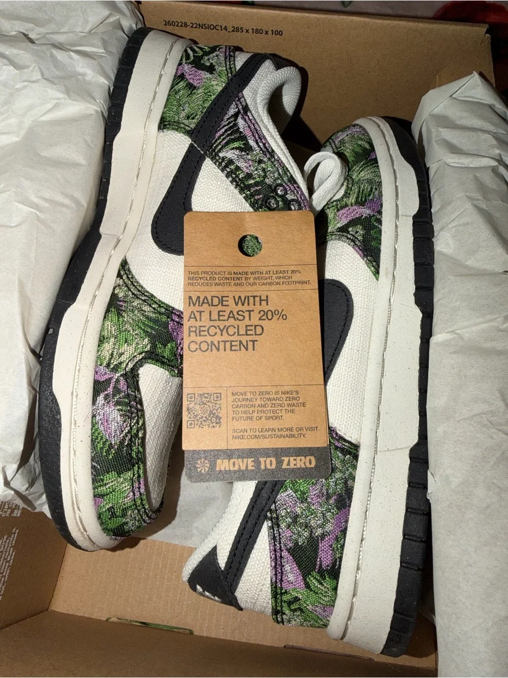 Nike Women's 6.5 Dunk Low Next Nature Floral Tapestry Like New Sneakers Shoes